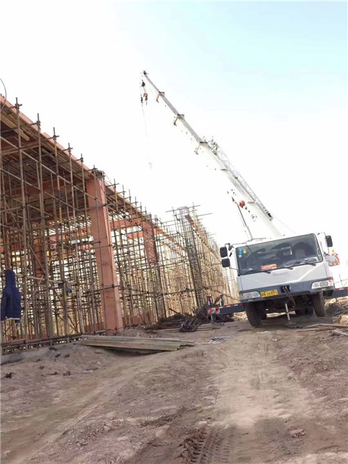 吴起县吊车作业的安全注意事项有哪些？